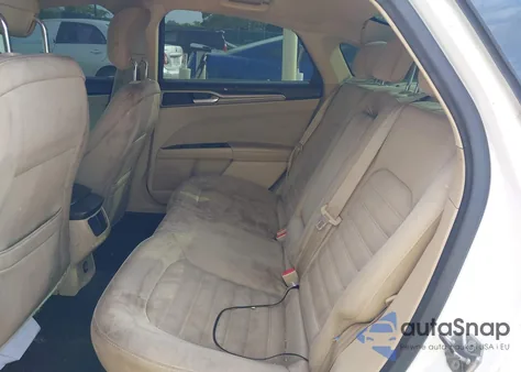 2013 Ford Fusion Se z USA, uszkodzony, nr VIN 3FA6P0H79DR185216